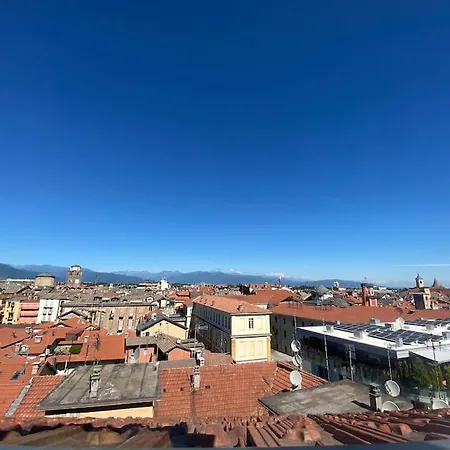 Deliziosa Mansarda Con Vista Panoramica 公寓 *